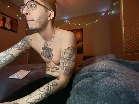 Bwcjoshbanks online show from February 22, 4:48 am