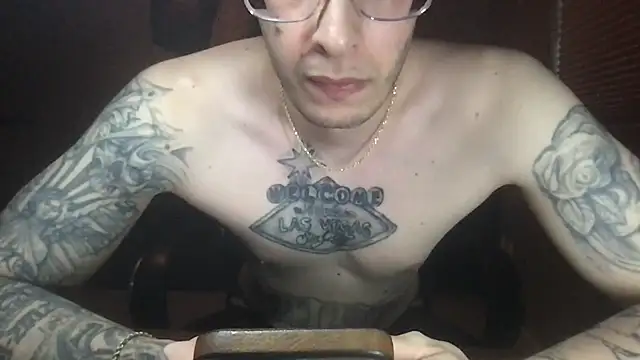 Bwcjoshbanks online show from April 18, 1:08 am