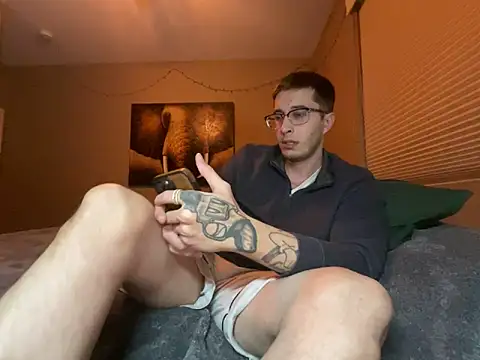 Bwcjoshbanks online show from March 2, 3:40 am