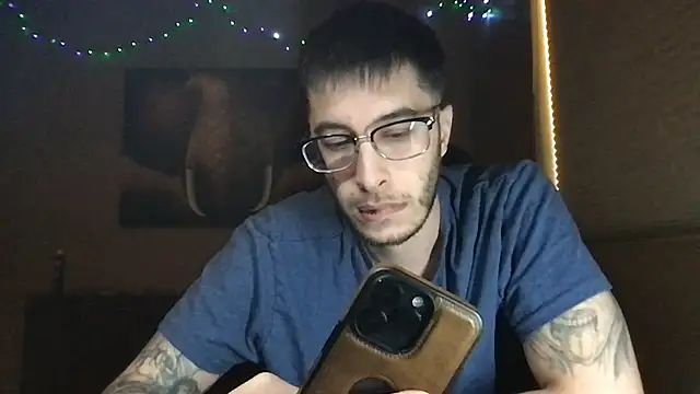 Bwcjoshbanks online show from May 4, 9:06 pm