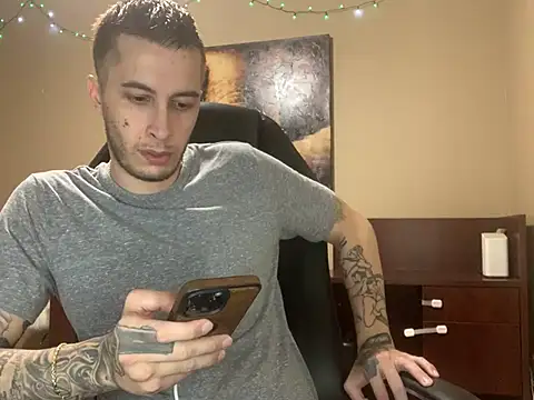 Bwcjoshbanks online show from July 11, 9:26 pm