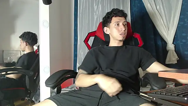 stevenSEX123 online show from November 11, 5:13 am