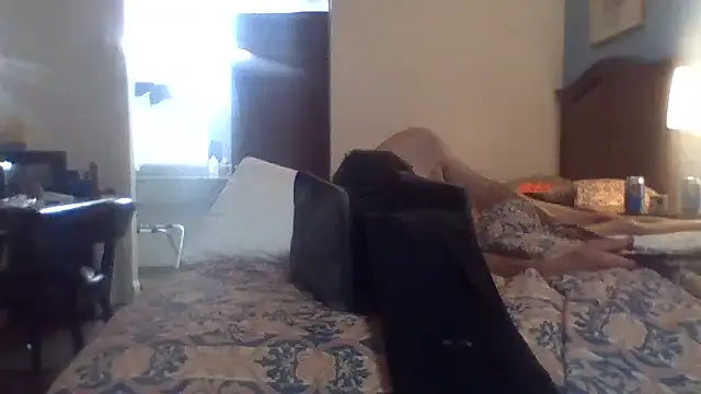 Snapshot of tuRb0420 chatting on September 24, 1:06 pm tuRb0420 online show from September 24, 1:06 pm