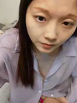 Snapshot of Lu_Nana chatting on March 5, 8:32 am Lu Nana online show from March 5, 8:32 am