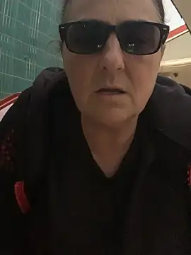 eroticjessitop online show from March 17, 7:26 pm