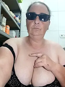 eroticjessitop online show from March 3, 5:42 pm