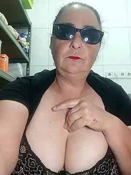 eroticjessitop online show from March 4, 5:21 pm