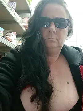 eroticjessitop online show from December 19, 8:00 pm