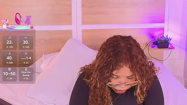  nickypurple  online show from December 20, 6:33 pm