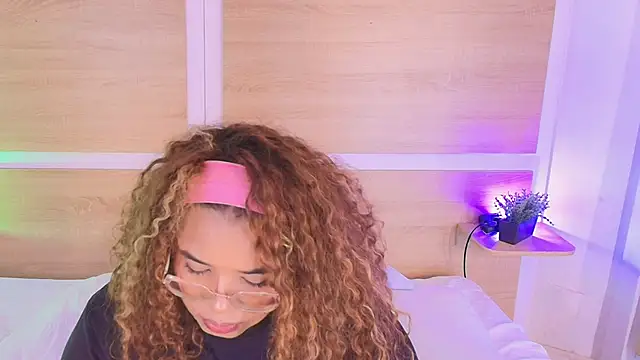  nickypurple  online show from February 23, 7:03 pm