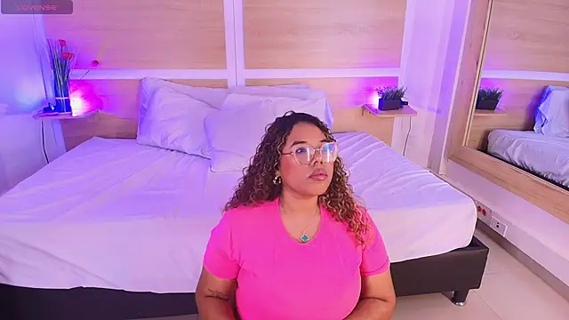  nickypurple  online show from November 18, 7:17 pm