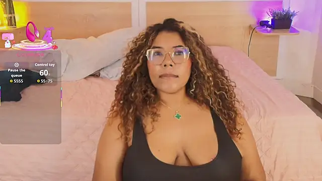  nickypurple  online show from October 29, 7:13 pm