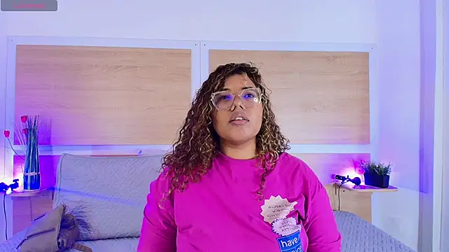  nickypurple  online show from September 15, 11:32 am