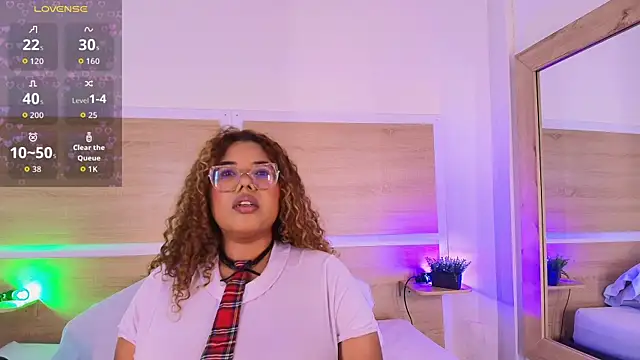  nickypurple  online show from February 19, 7:11 pm