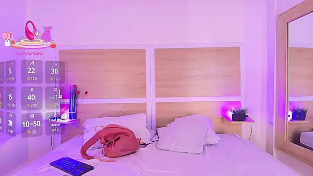  nickypurple  online show from November 26, 7:14 pm