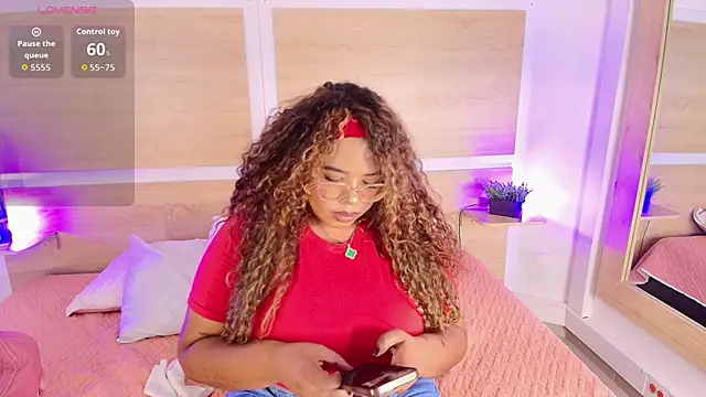  nickypurple  online show from September 28, 7:10 pm