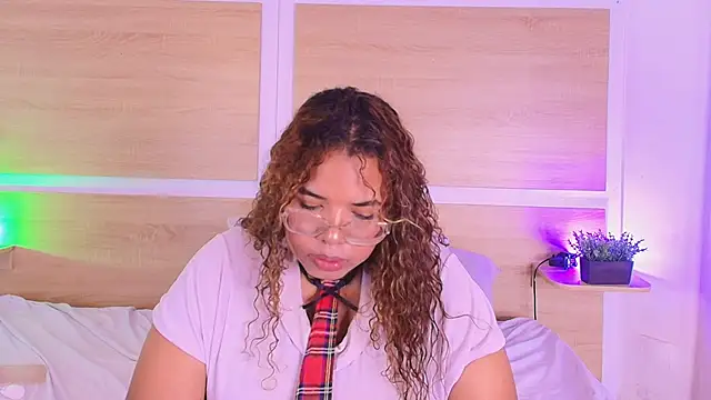  nickypurple  online show from April 5, 2:57 pm