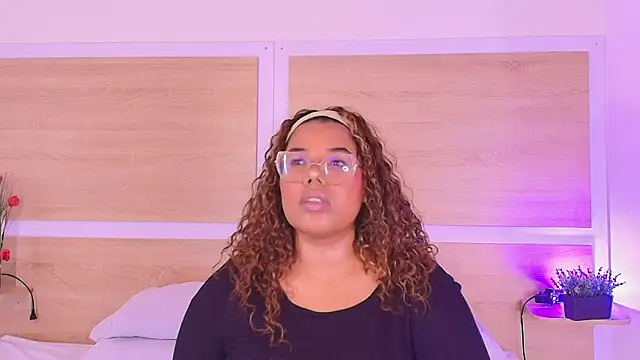  nickypurple  online show from April 13, 4:55 pm