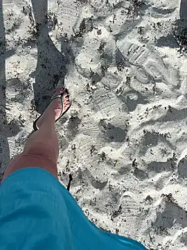 TiffaneyLove online show from April 11, 9:29 pm