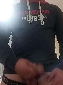 Snapshot of Scorpionesiciliano chatting on February 17, 5:10 pm Scorpionesiciliano online show from February 17, 5:10 pm