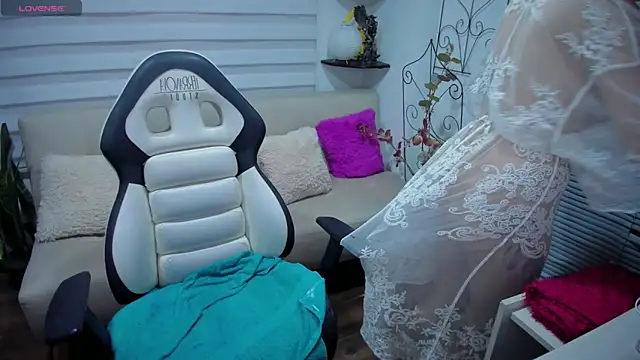 Lunlunera online show from March 14, 2:17 am