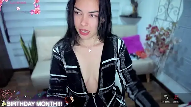 Snapshot of Lunlunera chatting on November 18, 4:05 am Lunlunera online show from November 18, 4:05 am