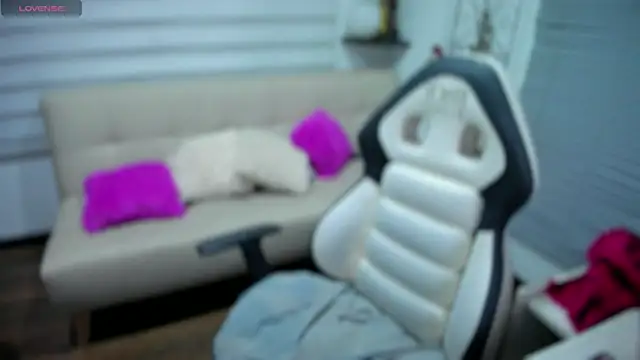 Lunlunera online show from April 1, 2:02 am