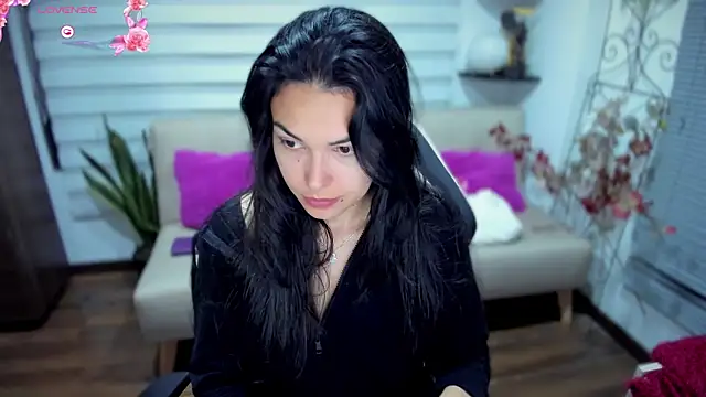 Snapshot of Lunlunera chatting on October 29, 11:47 pm Lunlunera online show from October 29, 11:47 pm