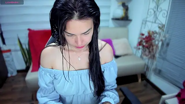 Snapshot of Lunlunera chatting on December 23, 4:12 am Lunlunera online show from December 23, 4:12 am