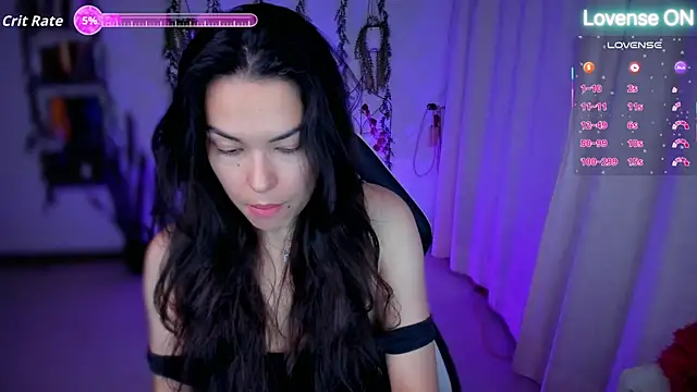 Snapshot of Lunlunera chatting on July 11, 5:52 am Lunlunera online show from July 11, 5:52 am