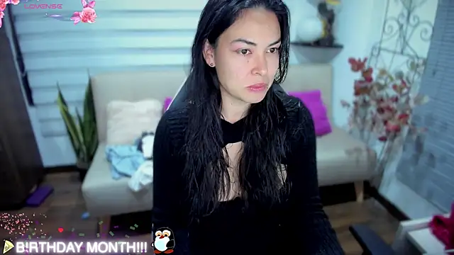 Snapshot of Lunlunera chatting on November 14, 2:37 am Lunlunera online show from November 14, 2:37 am