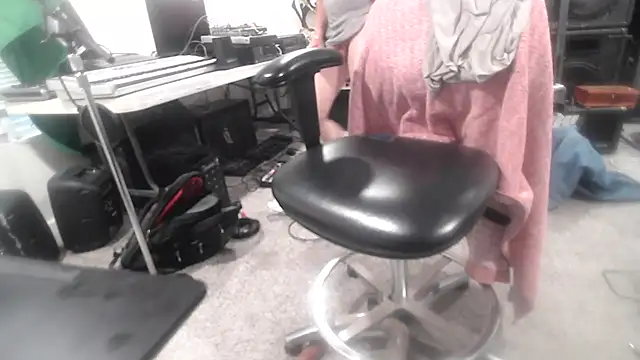 tfmorris1 online show from July 11, 11:43 am