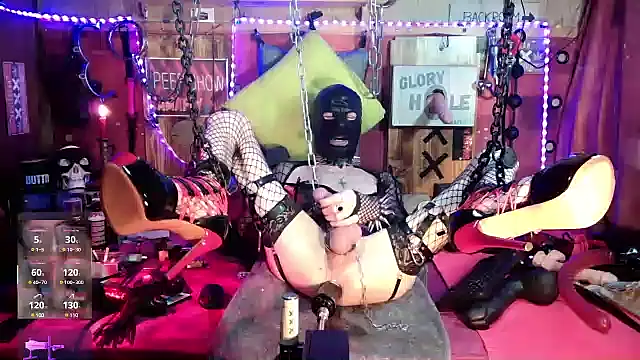 Snapshot of Kamafly4you chatting on March 7, 10:10 pm Kamafly4you online show from March 7, 10:10 pm