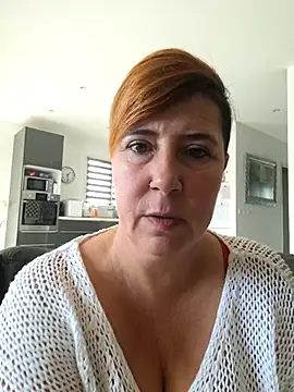 Snapshot of Evalibertinesexy chatting on November 8, 11:36 am Evalibertinesexy online show from November 8, 11:36 am