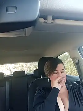 Snapshot of Evalibertinesexy chatting on December 16, 11:22 am Evalibertinesexy online show from December 16, 11:22 am