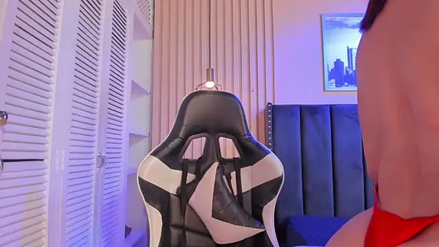 ashlye miller  online show from March 26, 4:22 am