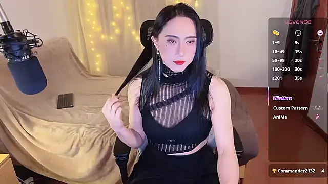 liliwang03 online show from January 16, 1:37 pm