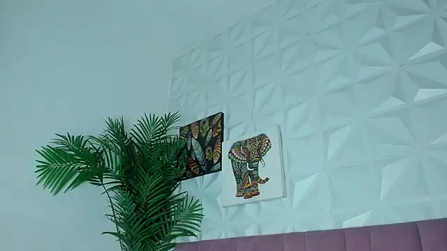 Snapshot of Hellen_Sky chatting on June 15, 4:39 pm Hellen Sky online show from June 15, 4:39 pm
