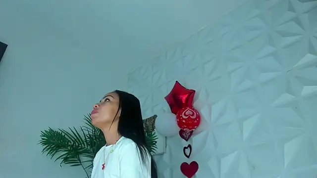 Hellen Sky online show from February 16, 7:12 pm