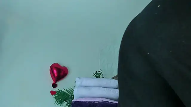 Hellen Sky online show from March 20, 7:04 pm