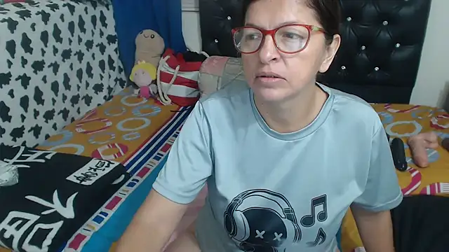 Snapshot of jellyfishhot chatting on June 16, 5:02 pm jellyfishhot online show from June 16, 5:02 pm