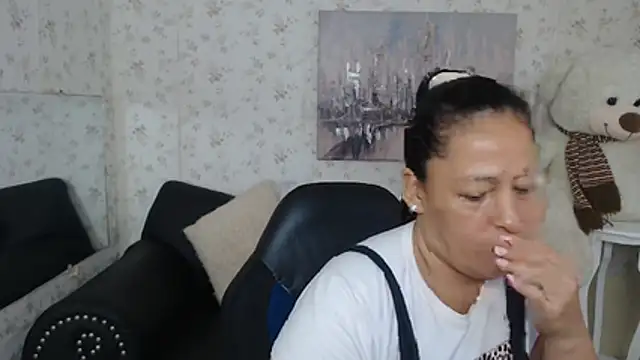 mature martina online show from June 19, 10:15 pm