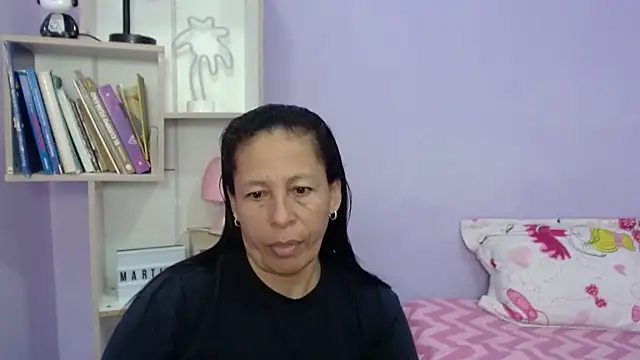 Snapshot of mature_martina chatting on November 8, 10:02 pm mature martina online show from November 8, 10:02 pm