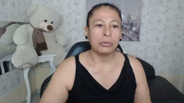 mature martina online show from May 20, 10:07 pm