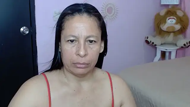 Snapshot of mature_martina chatting on October 4, 7:48 pm mature martina online show from October 4, 7:48 pm