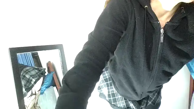 Snapshot of ruby-milf1 chatting on October 8, 9:48 pm ruby-milf1 online show from October 8, 9:48 pm