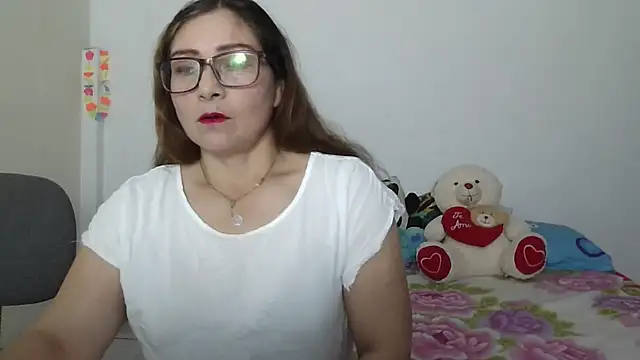 Snapshot of ruby-milf1 chatting on February 18, 7:52 pm ruby-milf1 online show from February 18, 7:52 pm