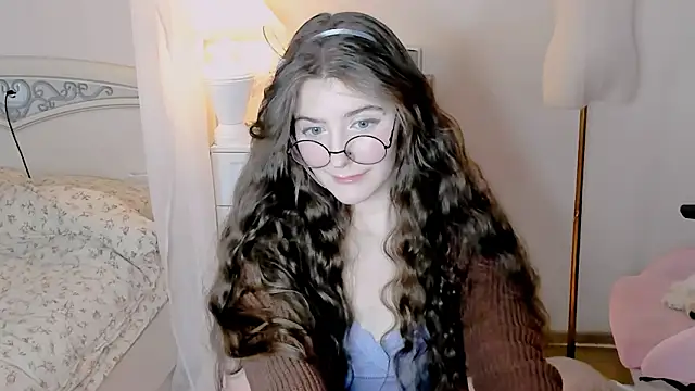 RuthMorse online show from February 7, 7:00 pm