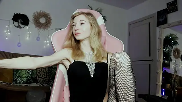 ivankai  online show from March 22, 2:16 am