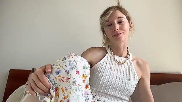 ivankai  online show from February 22, 3:20 am